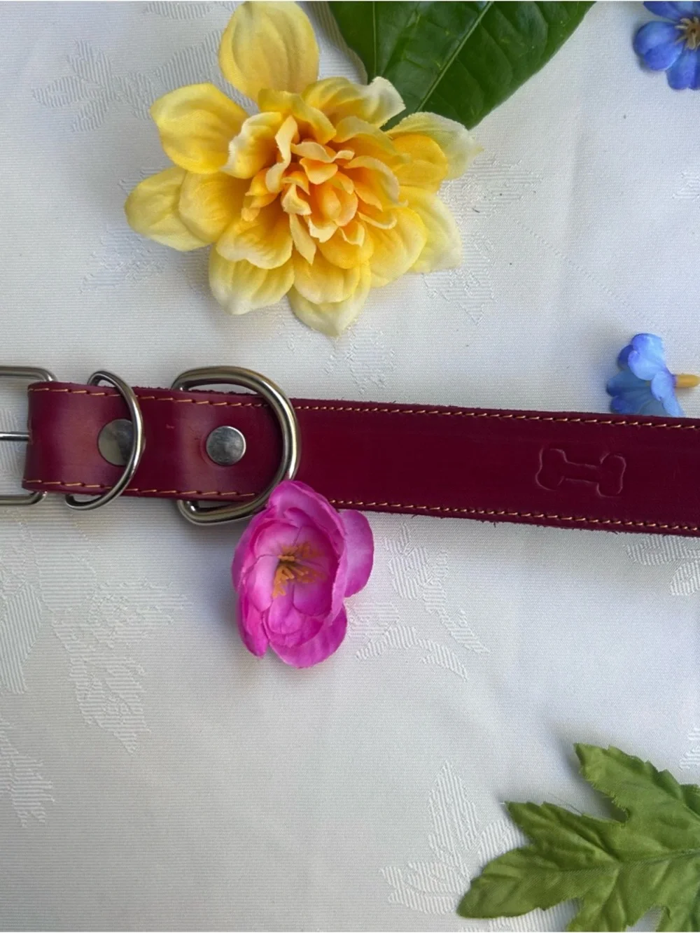 Classic Leather Dog Collar Red Burgundy Adjustable 15-21” handcrafted M/L Dog